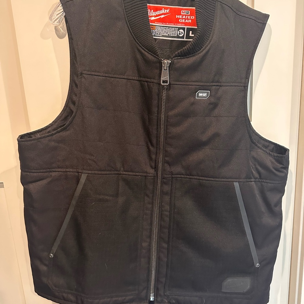 Milwaukee Black Heated Vest